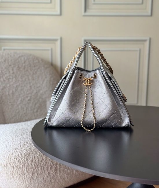Chanel AS5293 Hobo Shoulder Bag with Classic Chain 15979