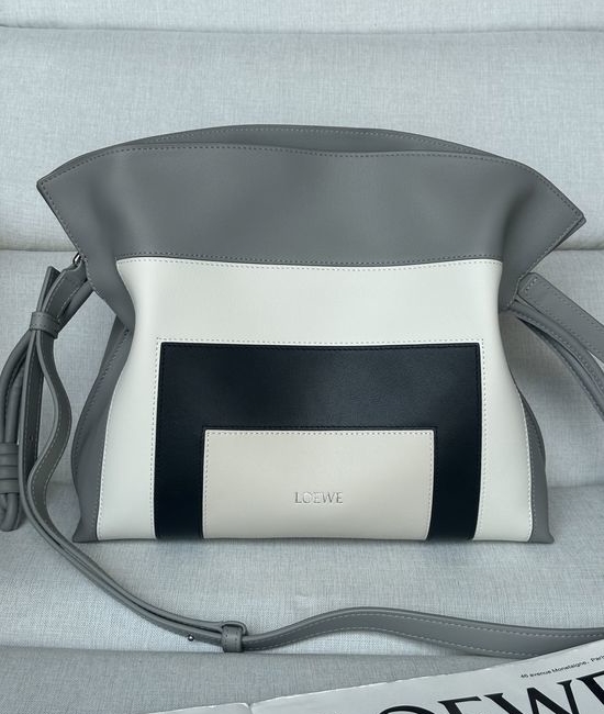Loewe Flamenco Leather Knot Closure Handbag 11050-1