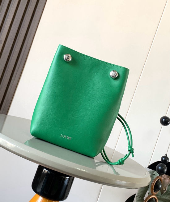 Loewe Pebble Smooth Cowhide Pouch 9092