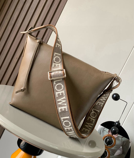 Loewe Cubi Spacious Soft Leather Shoulder 9026