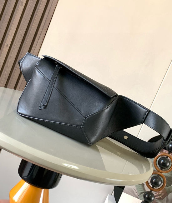 Loewe Puzzle Classic Leather Waist Bag 9115