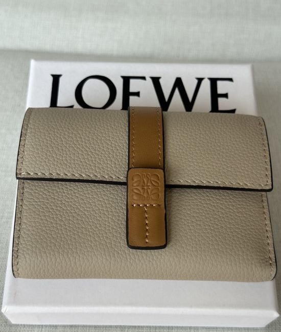 Loewe Small Vertical Grain Leather Wallet 1901