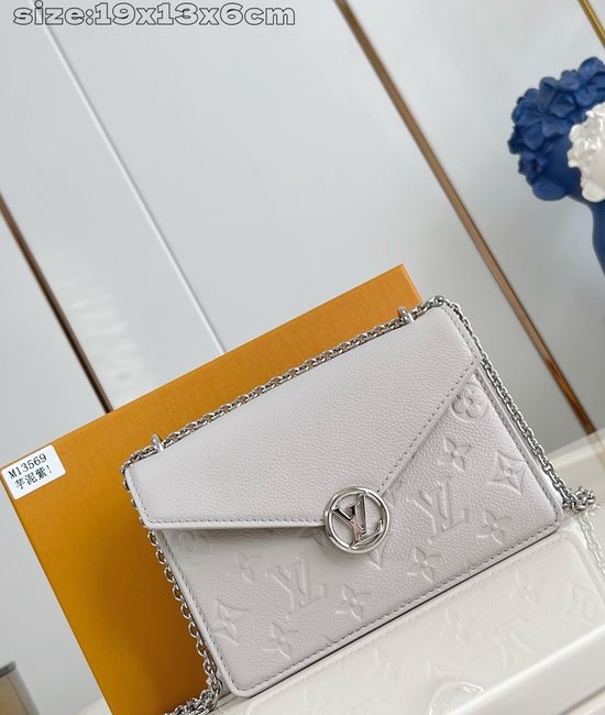 Louis Vuitton LV Wallet On Chain Rosy M13569