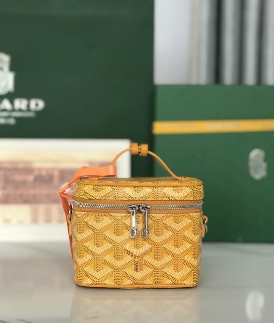 Goyard MUSE NANO Cosmetic Bag 020253