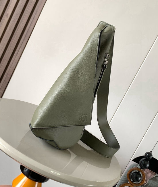 Loewe Anton Sling Functional Zip Top Sling 9052