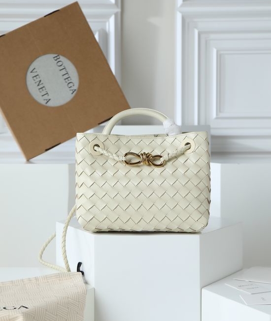 Bottega Veneta BV Andiamo Woven Handbag 766014