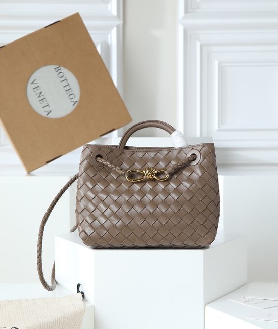 Bottega Veneta BV Andiamo Classic Woven Bag 766014