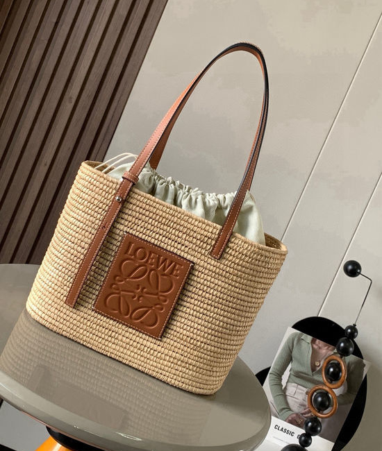 Loewe Basket Woven Raffia Small Handbag 8001
