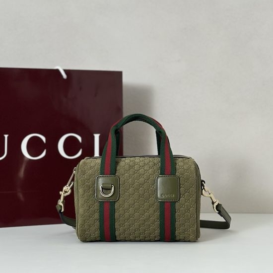 Gucci Green Velvet Crossbody Bag 859975