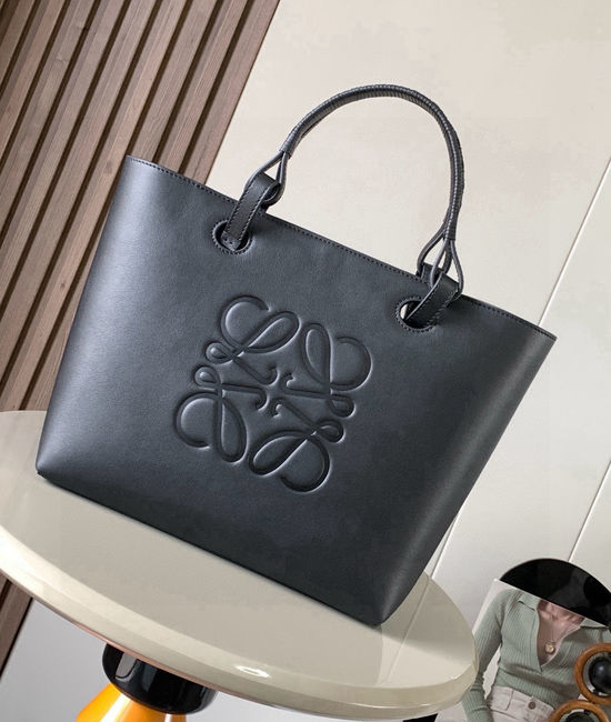 Loewe Anagram Tote Leather Black Handbag 9300