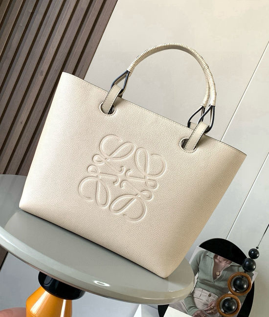 Loewe Anagram Tote Medium Calfskin Handbag 9300