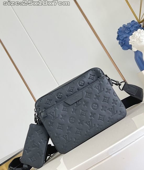 Louis Vuitton LV Trio Messenger Monogram Shoulder Bag M26713