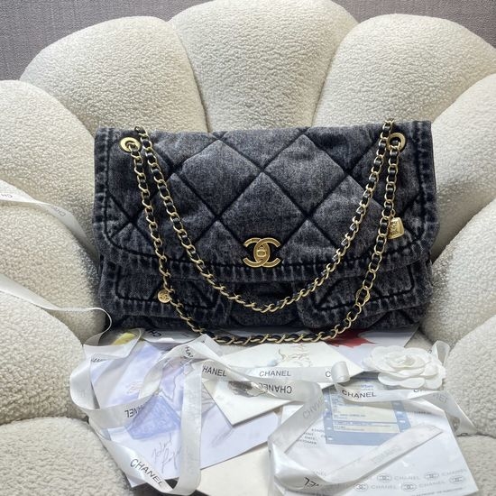 Chanel Quilted Flap Bag Gold Hardware AS5727
