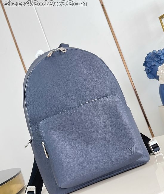Louis Vuitton LV Discovery Work Backpack Spacious Storage M26022