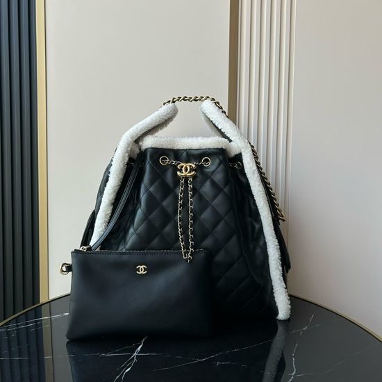 Chanel Shopping Bag Cowhide with Fur Trim AS5311