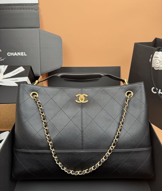 Chanel Hobo Shopping Bag Quilted Black Calfskin 5657