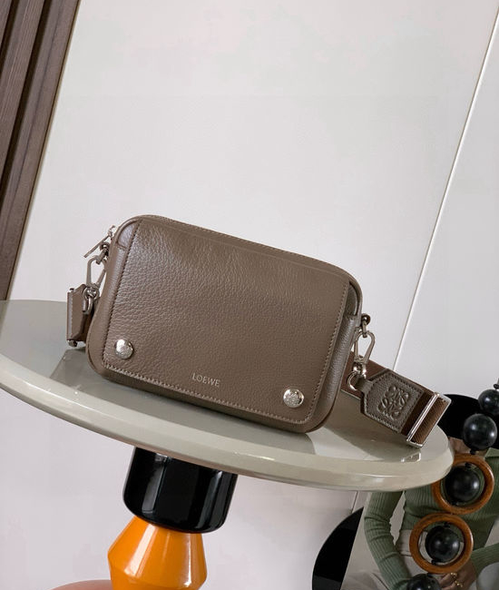 Loewe Pebble Small Soft Grained Leather Messenger Bag 9149