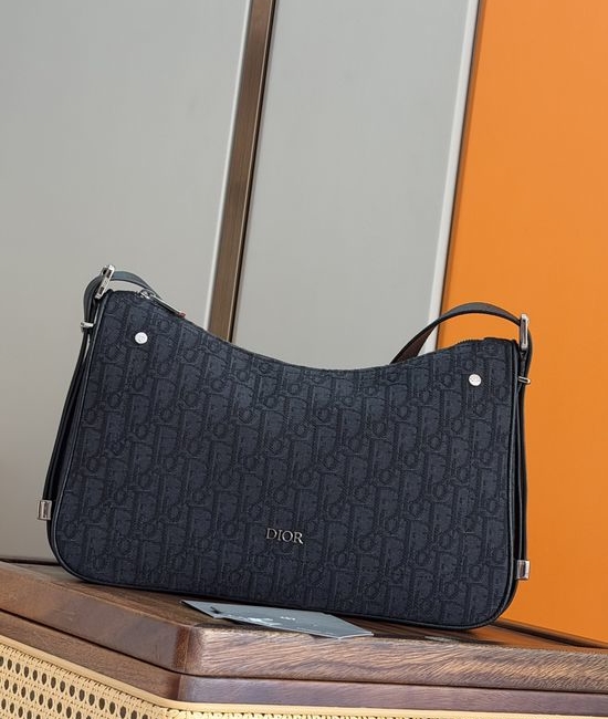 Christian Dior CD Slider Zipper Dumpling Bag 93943