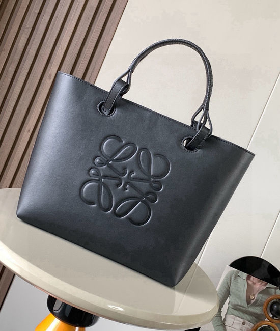 Loewe Anagram Tote Medium Leather Handbag 9300