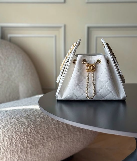 Chanel Hobo Multi-pocket Retro Casual Bag AS5631