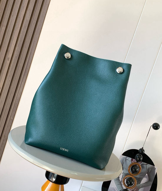 Loewe Pebble Hobo Grain Leather Bag 9093