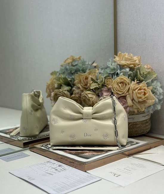 Christian Dior CD LAMBSKIN Chain Bag Beige Embroidery 0714