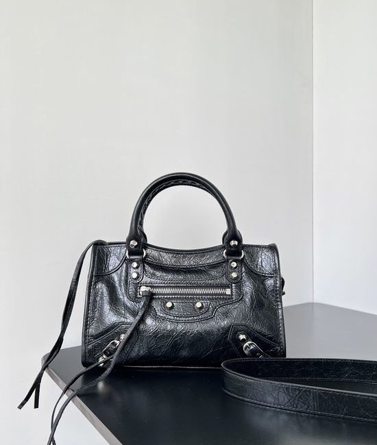 Balenciaga Le City Leather Crossbody Bag 806395