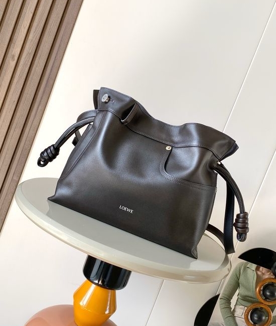 Loewe Flamenco Soft Leather Clutch Bag 9110