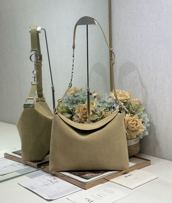 Christian Dior CD Medium Handbag Apricot Fleece Leather Gold Buckle 1412
