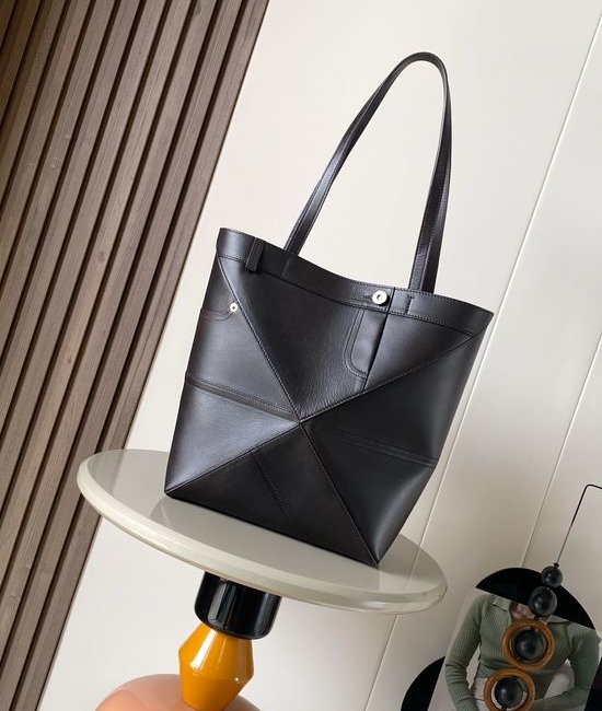Loewe Puzzle Fold Glossy Leather Medium Handbag 9157