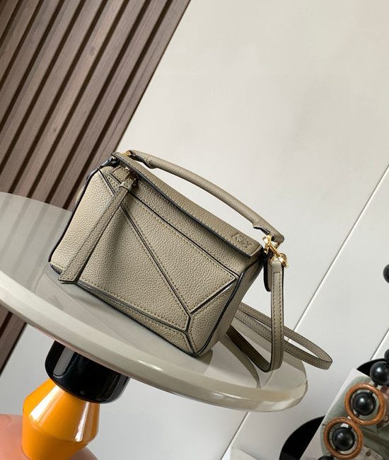 Loewe Puzzle Mini Handbag 9016