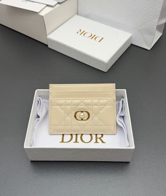 Christian Dior CD Jolie Freesia Card Holder S3103