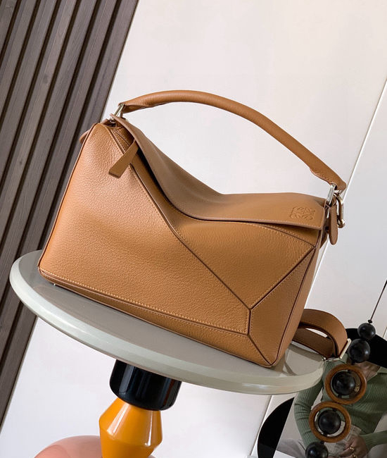 Loewe Puzzle Glossy Leather Handbag 9095
