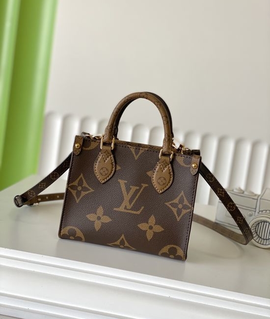 Louis Vuitton LV ONTHEGO BB Monogram Bag M46839