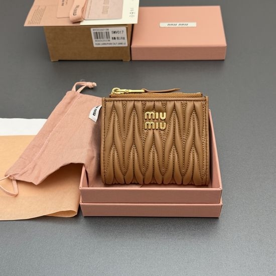 Miu Miu Matelasse Lambskin Short Wallet 5MV017