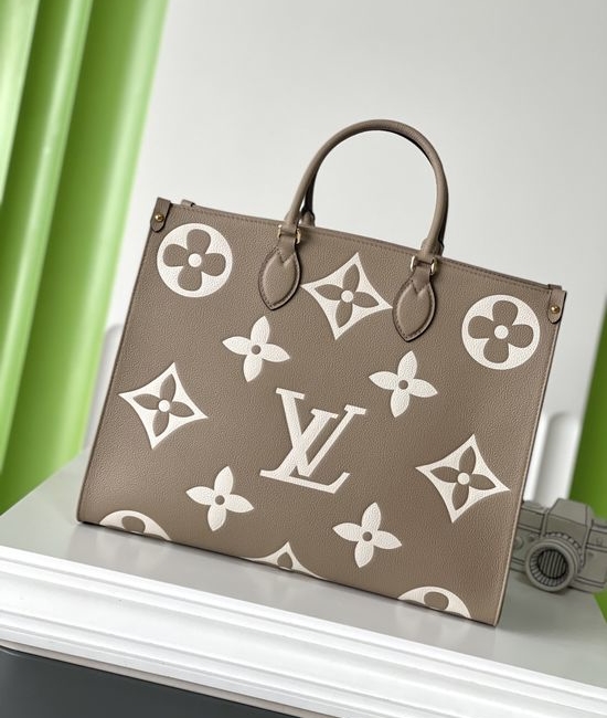 Louis Vuitton LV ONTHEGO Full Leather Tote Bag M44925