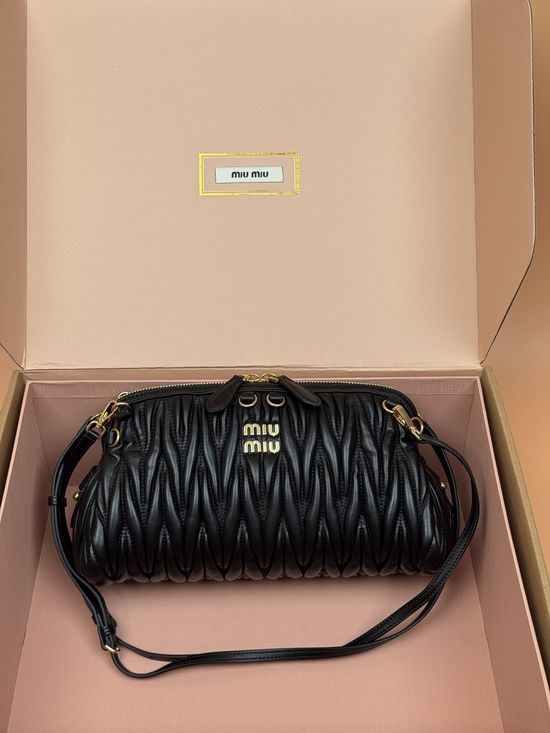 Miu Miu Matelasse Leather Handbag 5BF130