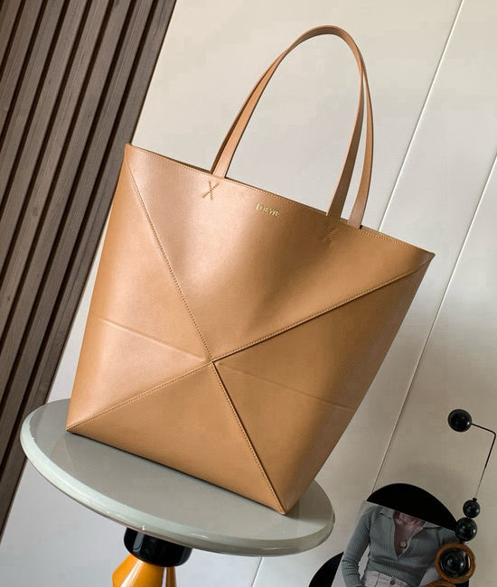 Loewe Puzzle Fold Glossy Leather Tote Bag 9033
