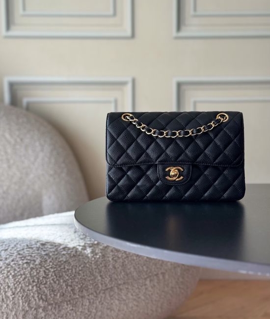 Chanel Classic Flap Caviar Leather Bag 1118