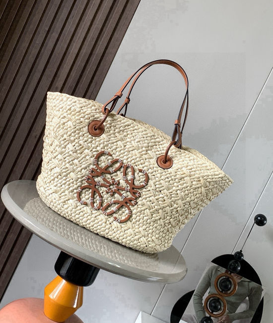 Loewe Anagram Basket Woven Palm Leather Handbag 8008
