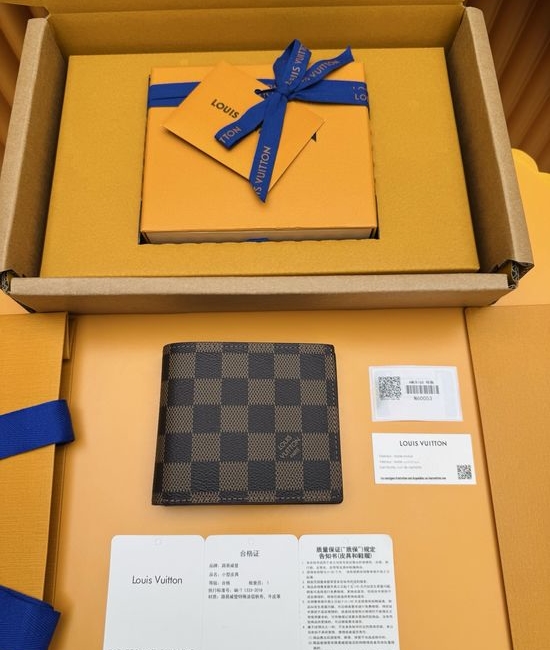 Louis Vuitton LV Amerigo Wallet N60053