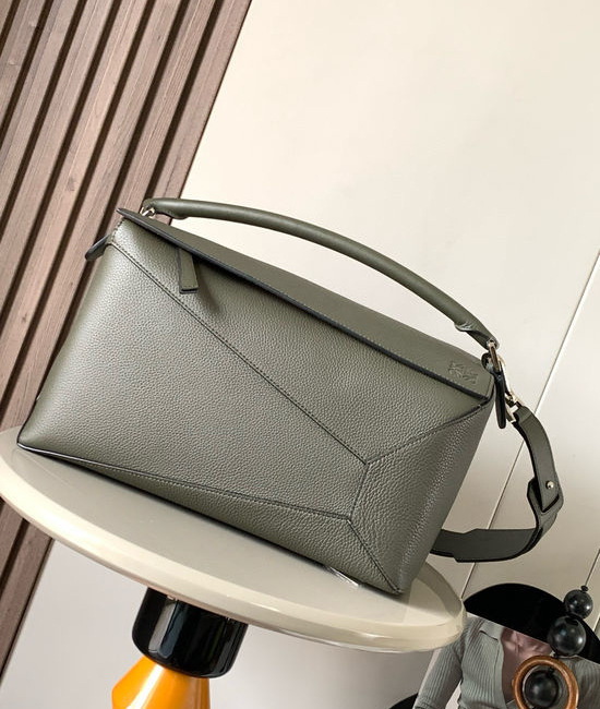 Loewe Puzzle Large Leather Handbag 9054