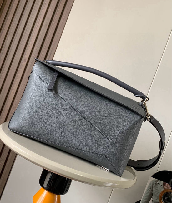 Loewe Puzzle Leather Handbag 9054