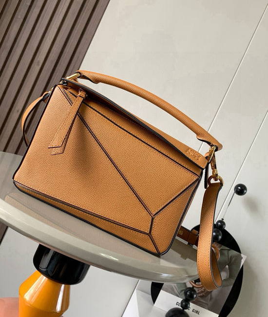 Loewe Puzzle Calfskin Handbag 9005 Gold