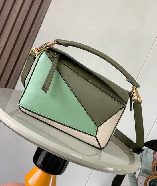 Loewe Puzzle Geometric Grain Cowhide Handbag 9005