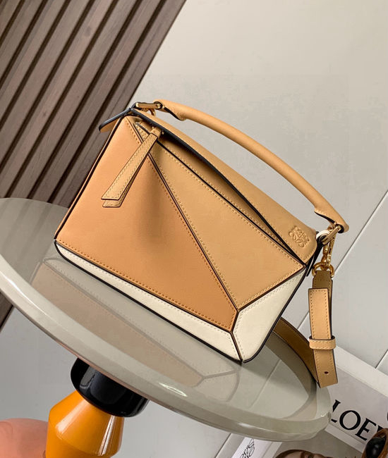 Loewe Puzzle Geometric Leather Handbag Soft Grain 9005
