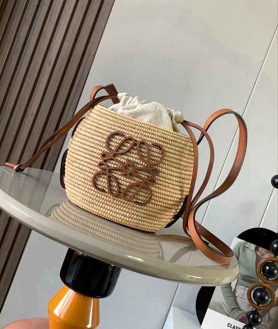 Loewe Basket Honeycomb Woven Straw Leather 8002
