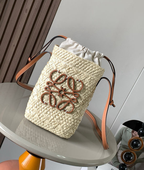 Loewe Woven Palm Leather Phone Pouch 8009