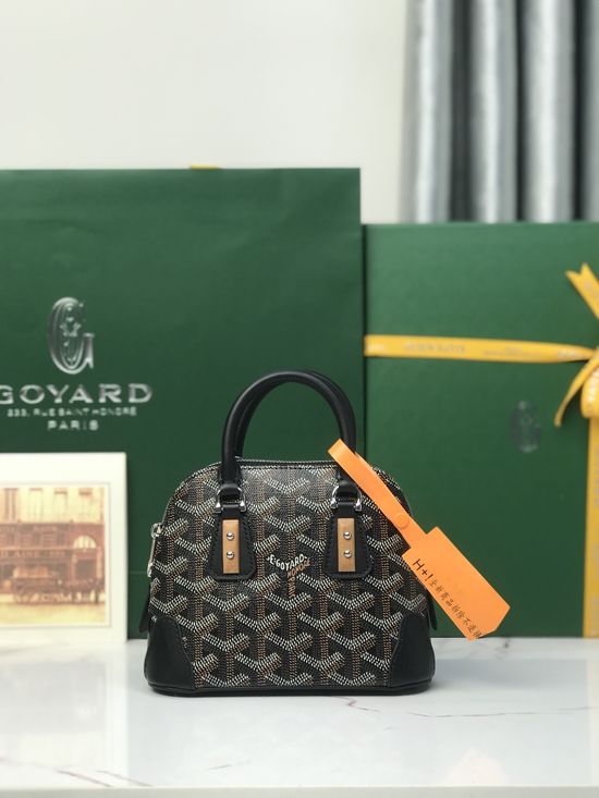 Goyard Vendome Nano Shell Bag 020256