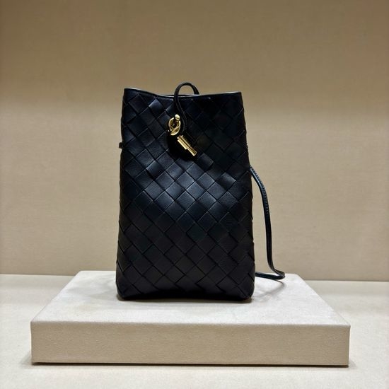 Bottega Veneta BV Andiamo Intrecciato Woven Phone Pouch 3010